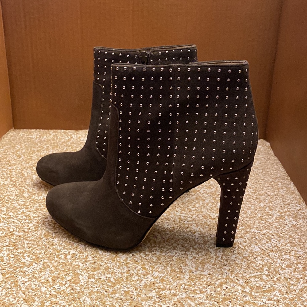 INC International Concepts (Macys) studded ankle boots dark Mink olive 7 new box